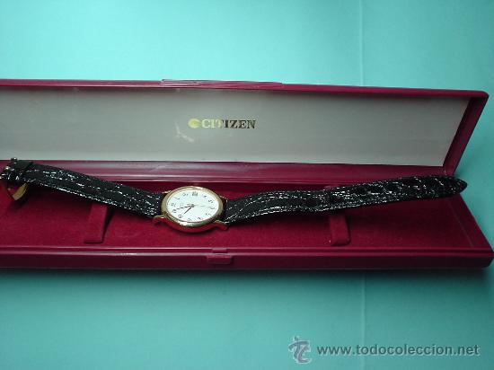 Relojes - Citizen: Antiguo reloj de citizen quartz. Reloj de muñeca. Pegatina holográfica de autenticidad. Incluye caja - Foto 1 - 28594531