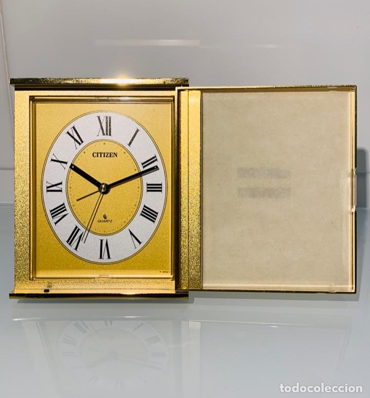 Relojes - Citizen: Reloj Sobremesa Citizen Quartz Japon QKB-874. Despertador. Portafotos. Años 70/80. Funcionando. - Foto 2 - 193432626