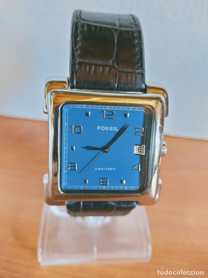 Relojes - Fossil: Reloj caballero FOSSIL de cuarzo acero con calendario a las tres horas, correa cuero negra segunda - Foto 1 - 213644068