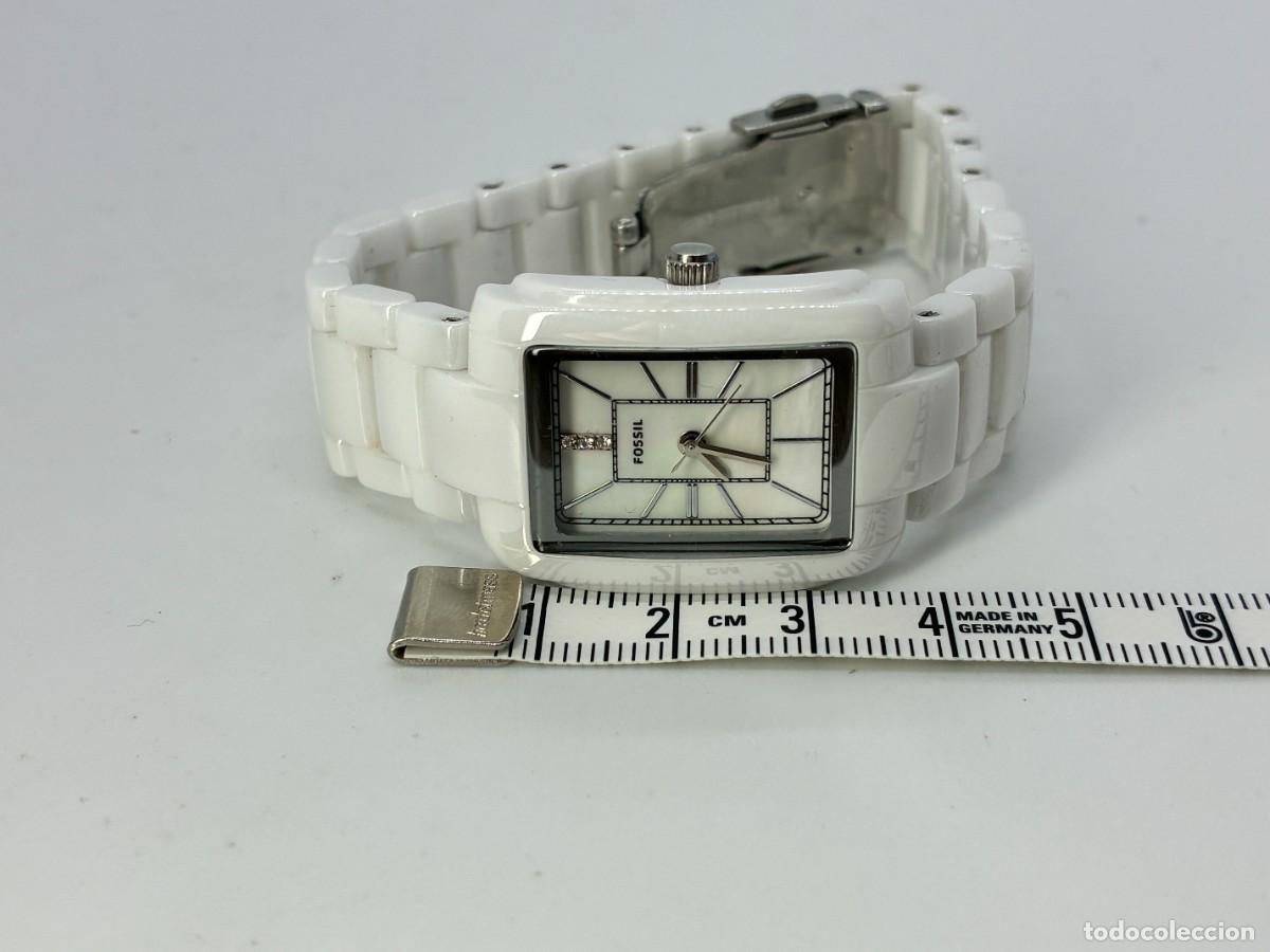 Relojes - Fossil: Fossil Elegant White Ceramic Rectangular Watch with Crystals - Foto 4