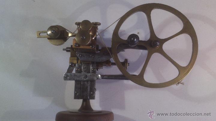 Herramientas de relojes: MAQUINA DE ARRONDIR S.XIX - Foto 3