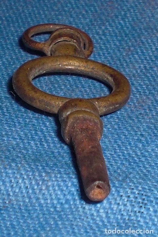 Herramientas de relojes: Antigua llave para reloj de bolsillo - Foto 2