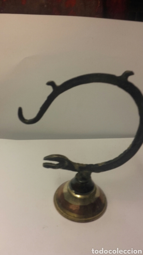 Herramientas de relojes: Curioso porta reloj en forma de serpiente - Foto 3