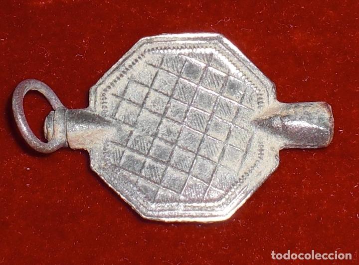 Herramientas de relojes: Antigua llave reloj - Foto 2