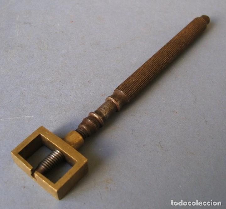 Herramientas de relojes: util de relojeria , acero y laton 12,5cm aprox - Foto 1