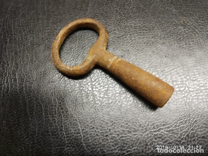 Herramientas de relojes: MUY ANTIGUA LLAVE DE RELOJ. - Foto 1