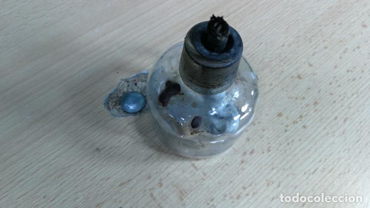 Herramientas de relojes: Antiguo quemador o lamparita de relojero, de cristal entero tanto frasco como tapón - Foto 29 - 187650540