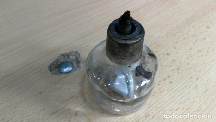 Herramientas de relojes: Antiguo quemador o lamparita de relojero, de cristal entero tanto frasco como tapón - Foto 32 - 187650540