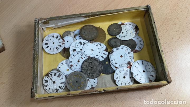 Herramientas de relojes: Botita caja antigua con un lote de raras y curiosas esferas de reloj - Foto 16 - 188516911