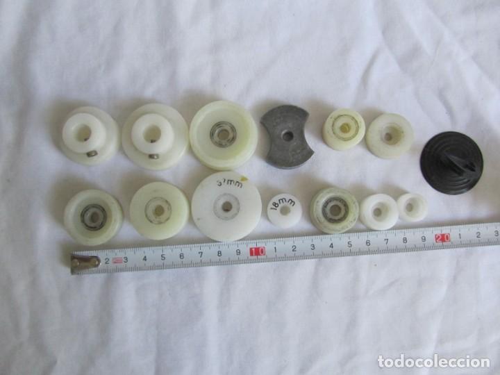 Herramientas de relojes: Caja de madera con herramientas de relojero - Foto 3