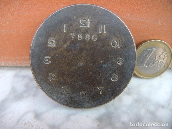 Herramientas de relojes: ANTIGUA PIEZA DE RELOJERO - Foto 1