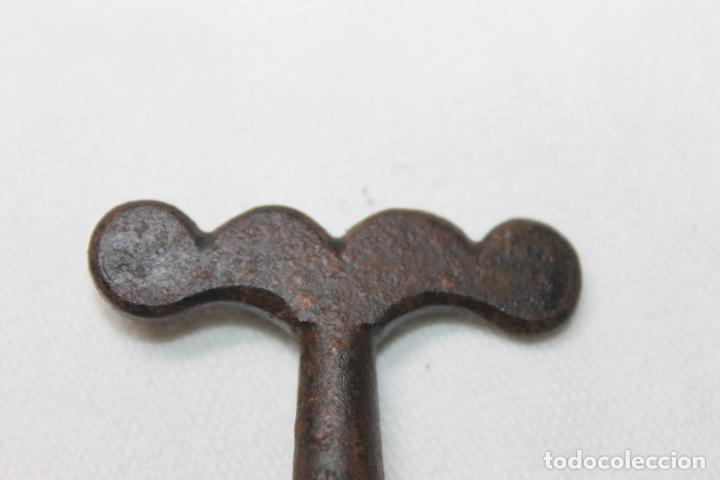 Herramientas de relojes: HERRAMIENTAS DE RELOJERO JOYERO, DOS YUNQUES - Foto 9