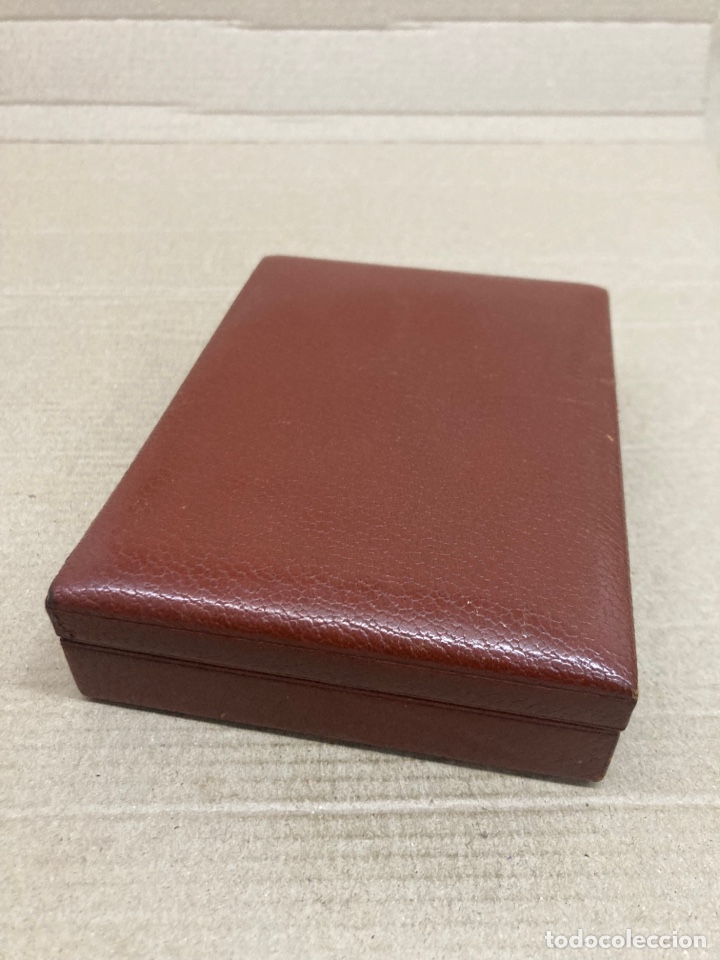 Herramientas de relojes: Caja Omega madera y piel con documentaci&oacute;n - Foto 3