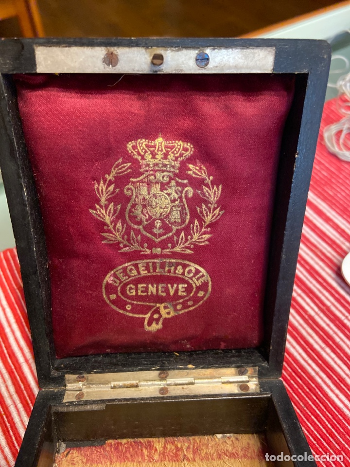 Herramientas de relojes: ANTIGUA CAJA DE MADERA PARA RELOJ GENEVE - Foto 2