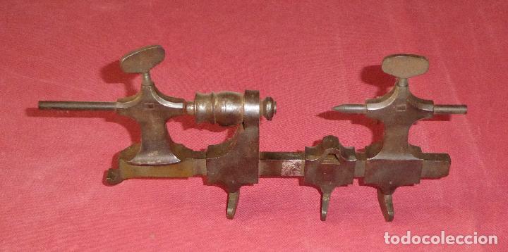Herramientas de relojes: ANTIGUO UTIL DE RELOJERO - TORNO - HERRAMIENTA MANUAL - Foto 3