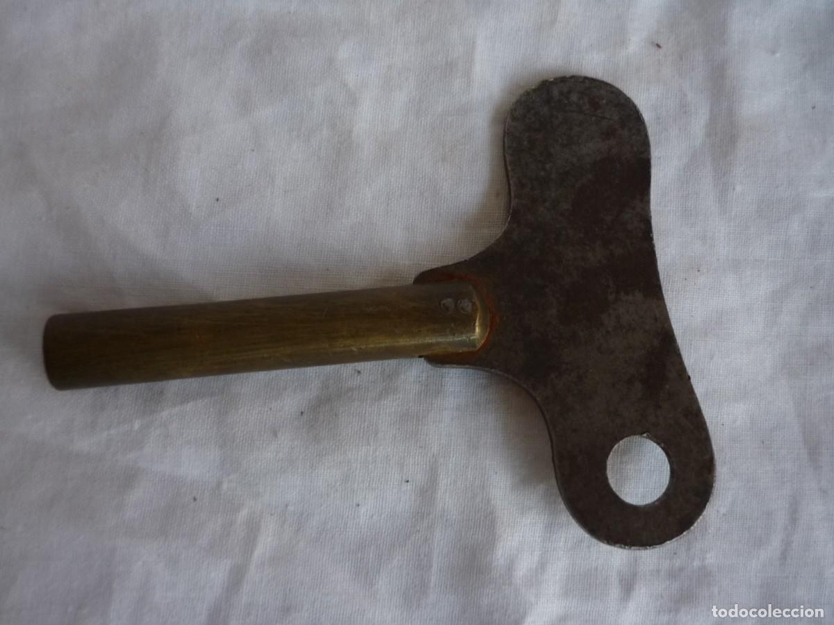 Herramientas de relojes: Llave grande de reloj, hierro y bronce - Foto 3