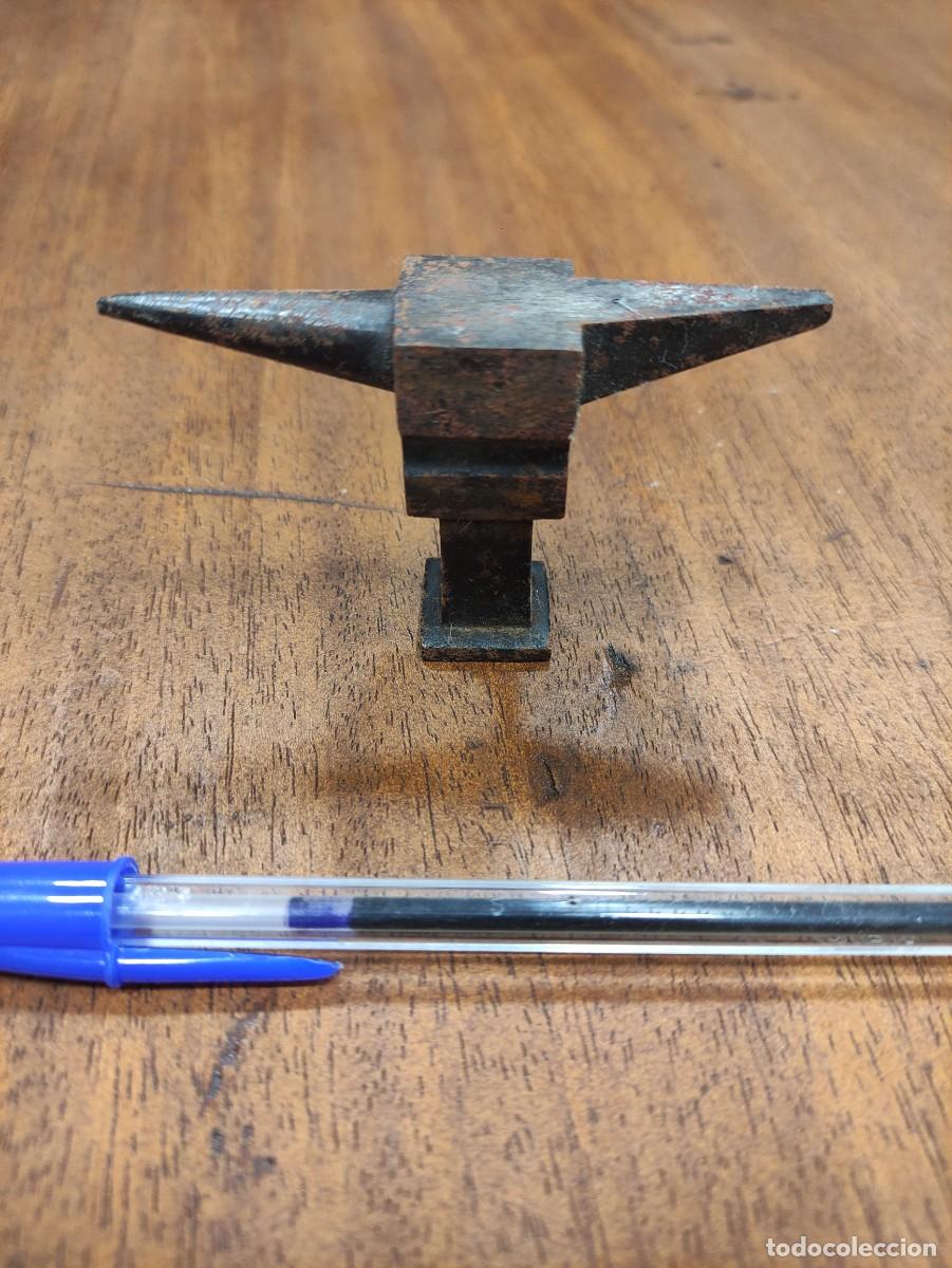 Herramientas de relojes: Yunque relojero antiguo - Foto 3