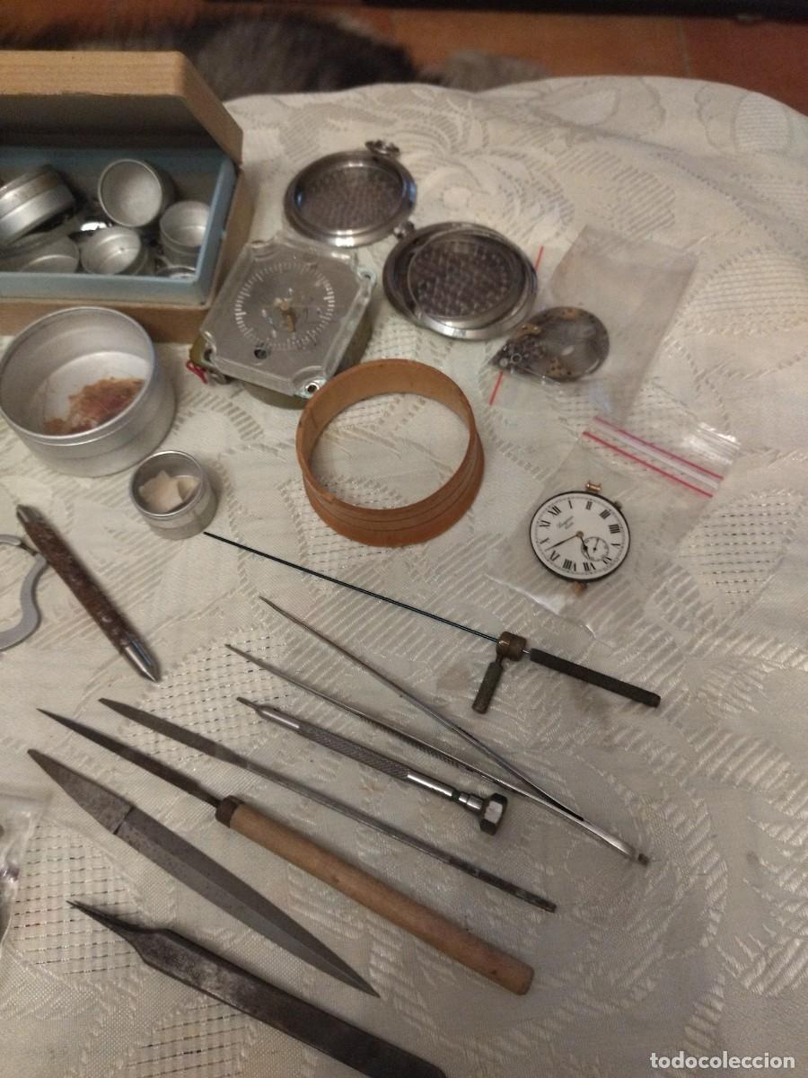 Herramientas de relojes: Lote de herramientas y repuestos para relojero. - Foto 2