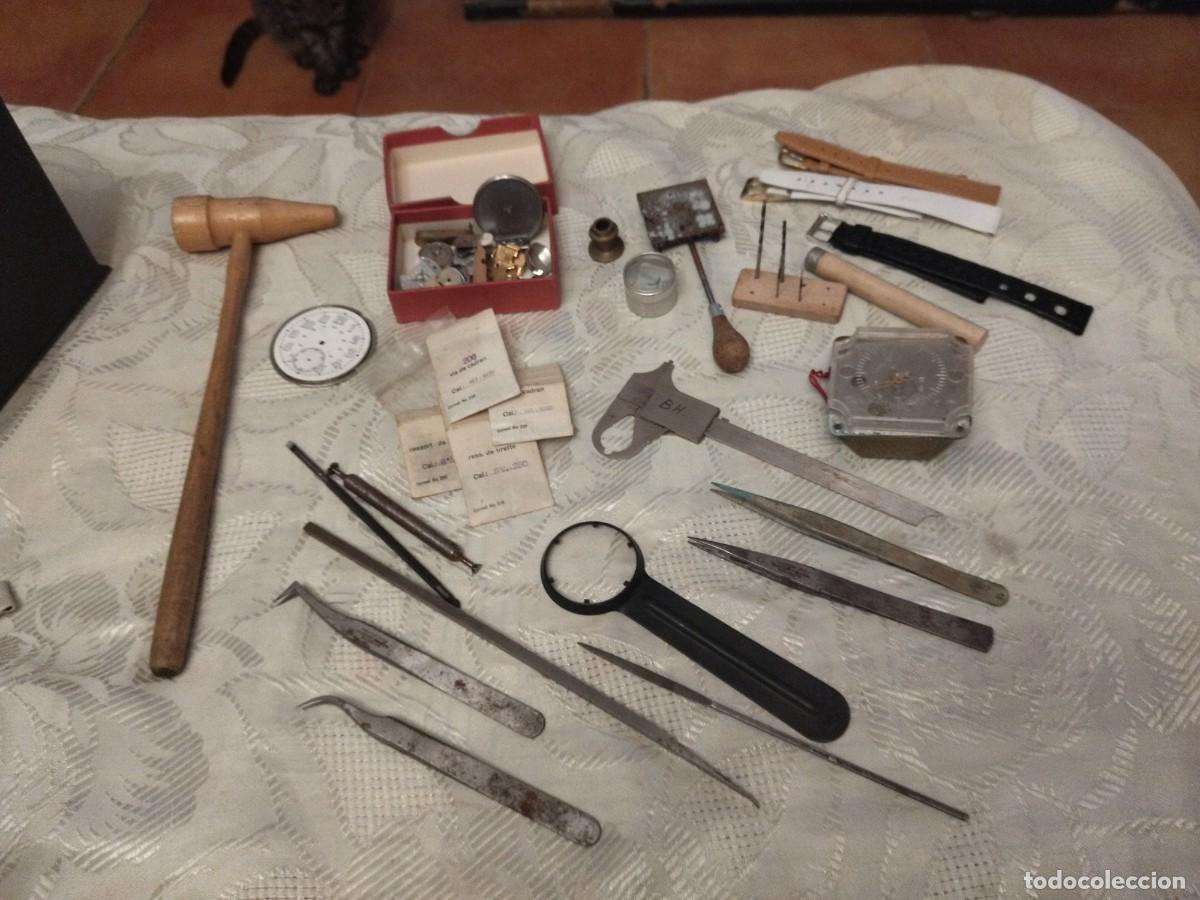 Herramientas de relojes: Lote de herramientas y repuestos para relojero. - Foto 1