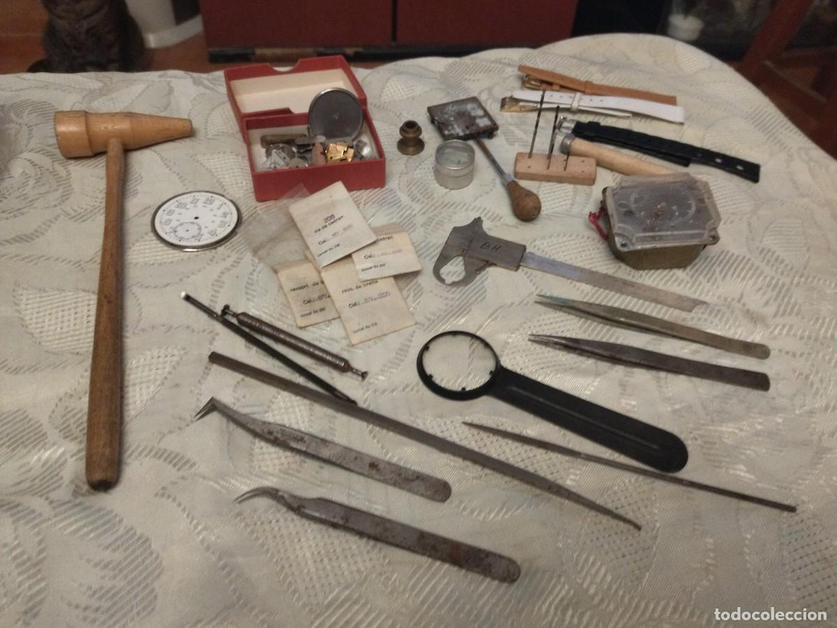 Herramientas de relojes: Lote de herramientas y repuestos para relojero. - Foto 2