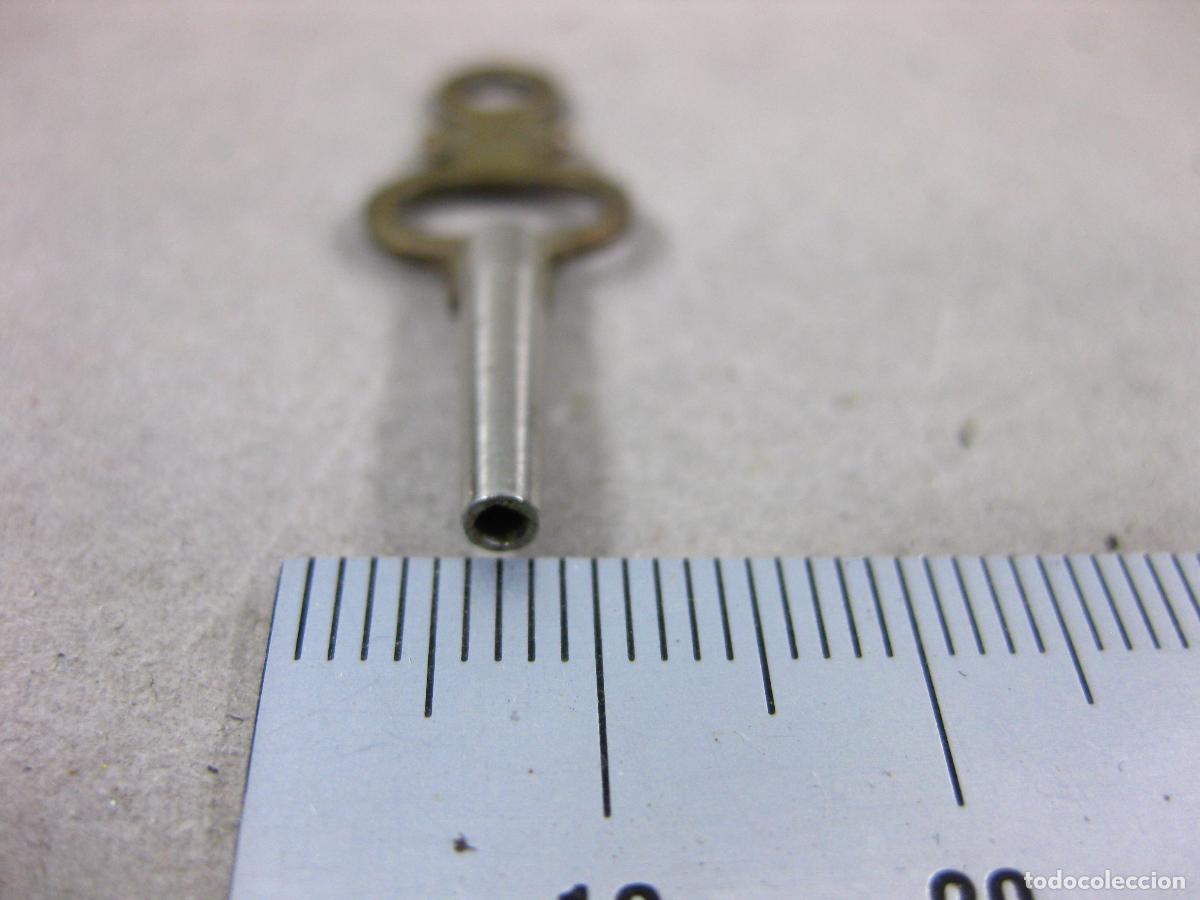 Herramientas de relojes: PEQUE&Ntilde;A LLAVE DE DAR CUERDA A LOS RELOJES. N&ordm; 7 - Foto 5