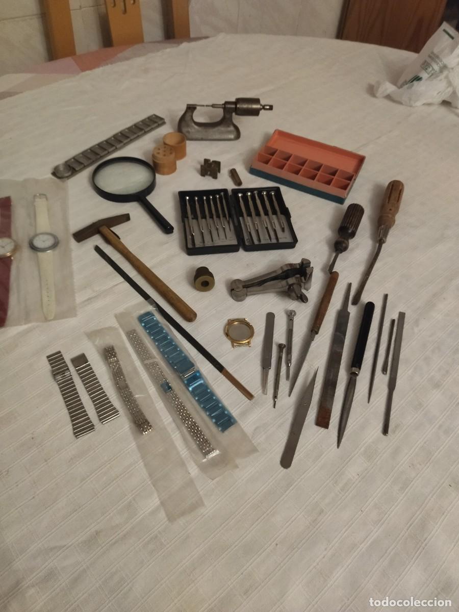 Herramientas de relojes: Lote de herramientas y recambios de relojero. - Foto 2