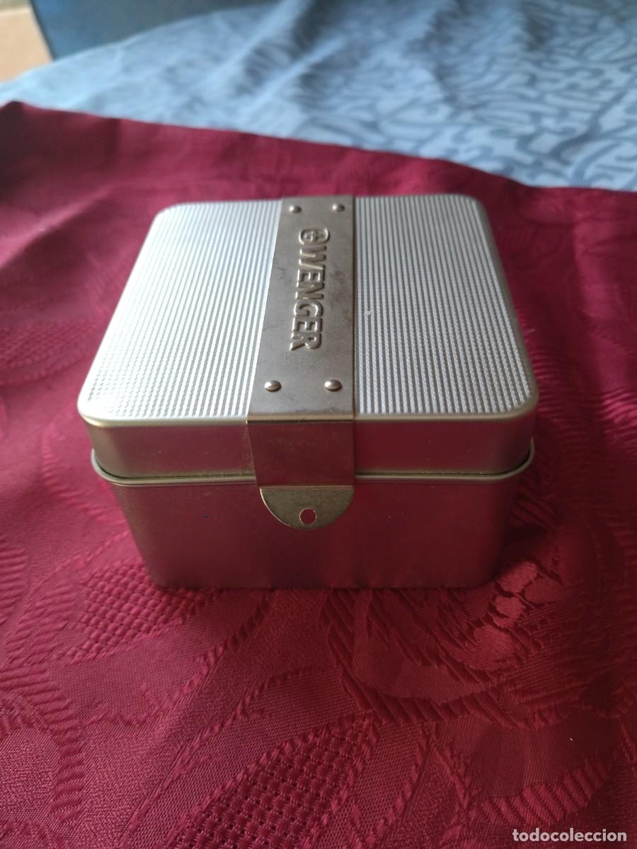Herramientas de relojes: Caja de reloj Wenger, de metal. - Foto 2