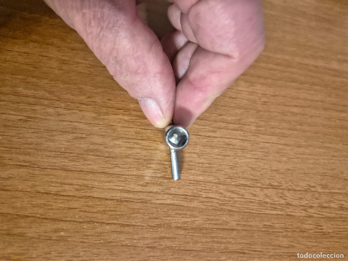 Herramientas de relojes: PEQUE&Ntilde;A LLAVE 7 X 7 mm. - Foto 3