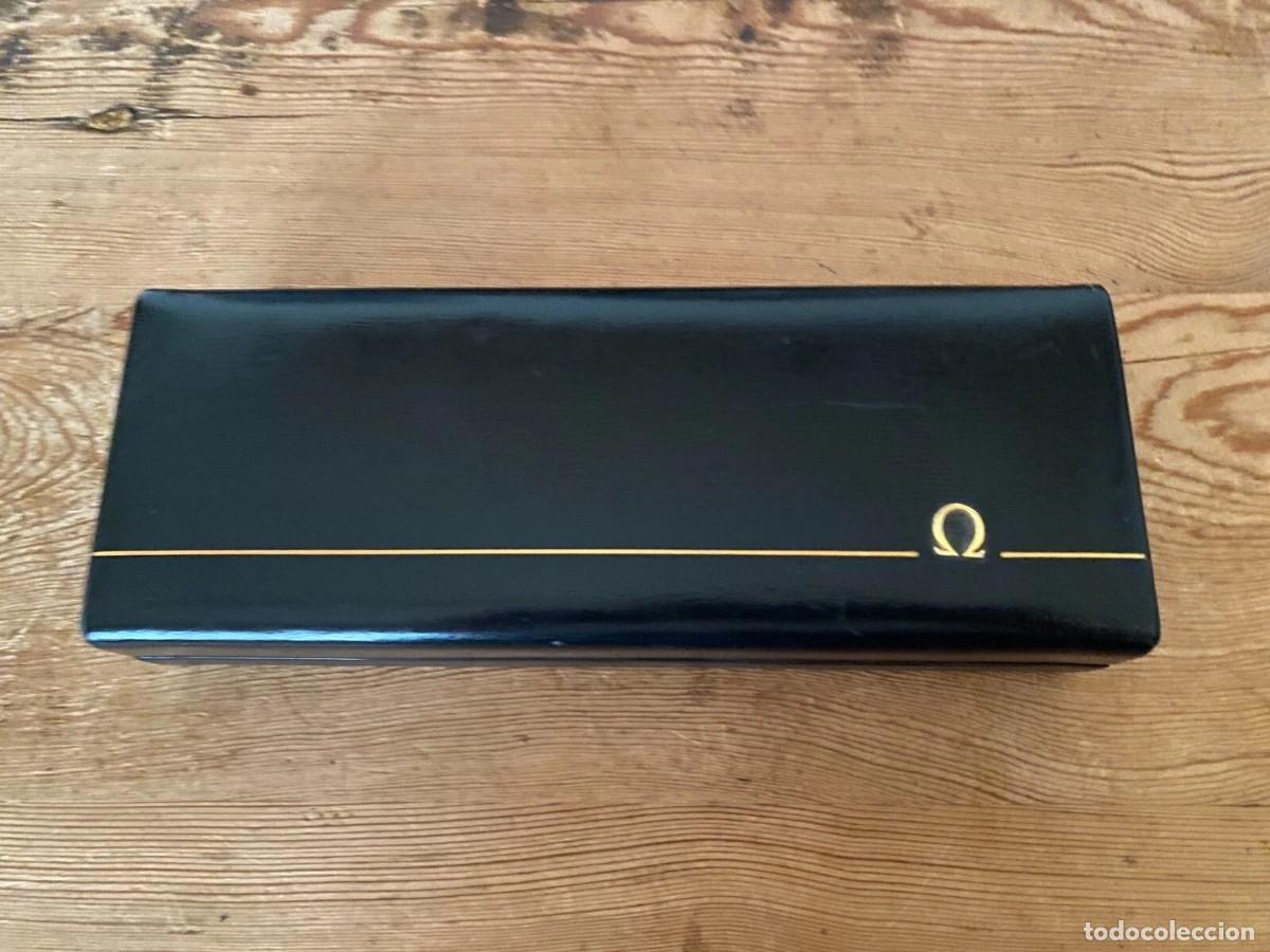 Herramientas de relojes: VINTAGE - Watch case OMEGA Estuche reloj - 22 x 8 x 4 cm - Color negro