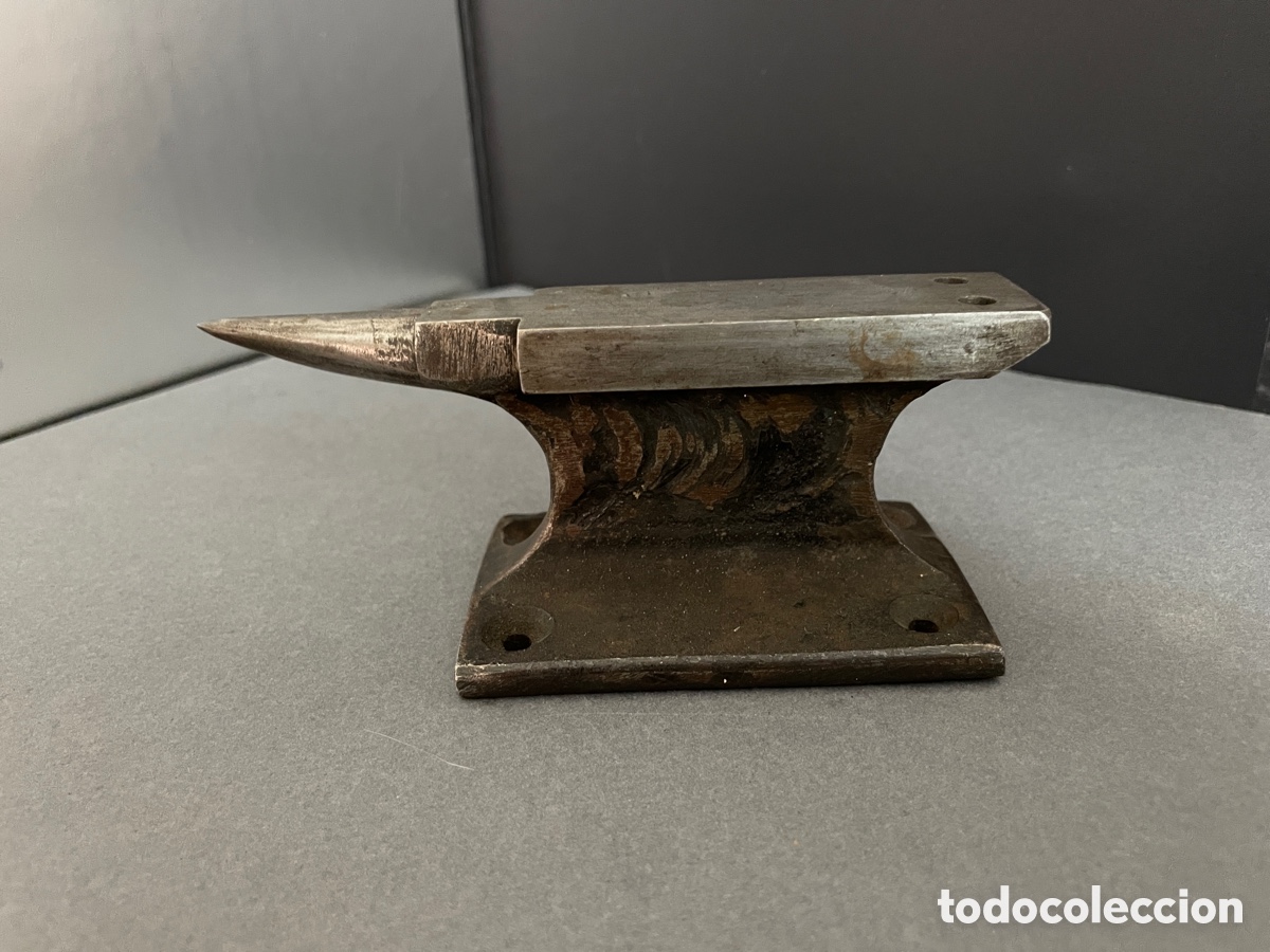 Watchmaker tools: Mini yunque de joyer&iacute;a