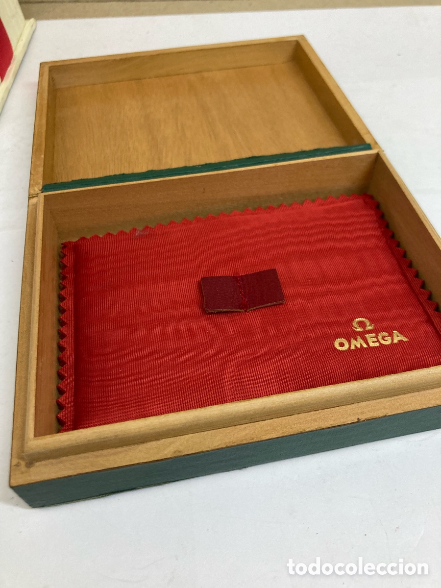 Herramientas de relojes: Caja de reloj Omega verde /XY22 - Foto 2