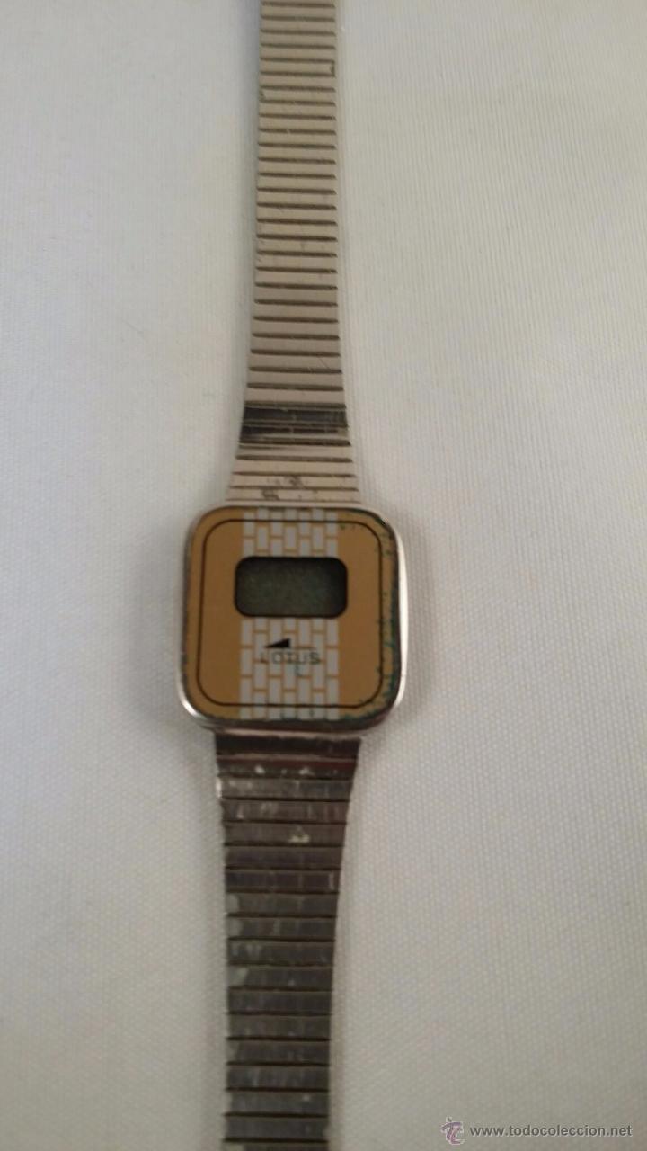 Relojes - Lotus: Antiguo Reloj Lotus Digital. Tamaño pequeño 1,8x1,8 cm. No funciona