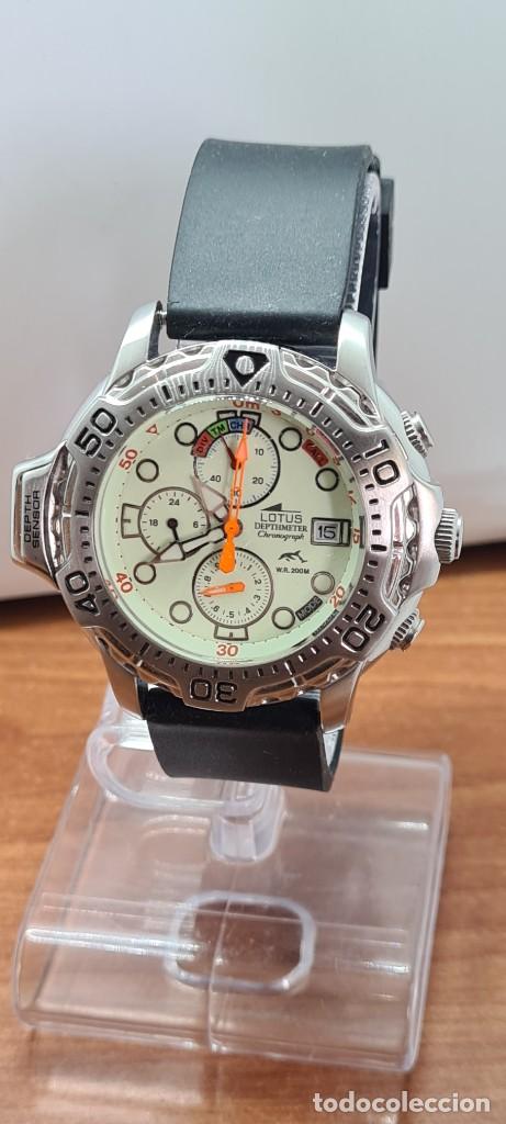 Relojes - Lotus: Reloj LOTUS cuarzo crono, calendario, modelo Deepthmeter Chronograph 9634, correa de silicona nueva.