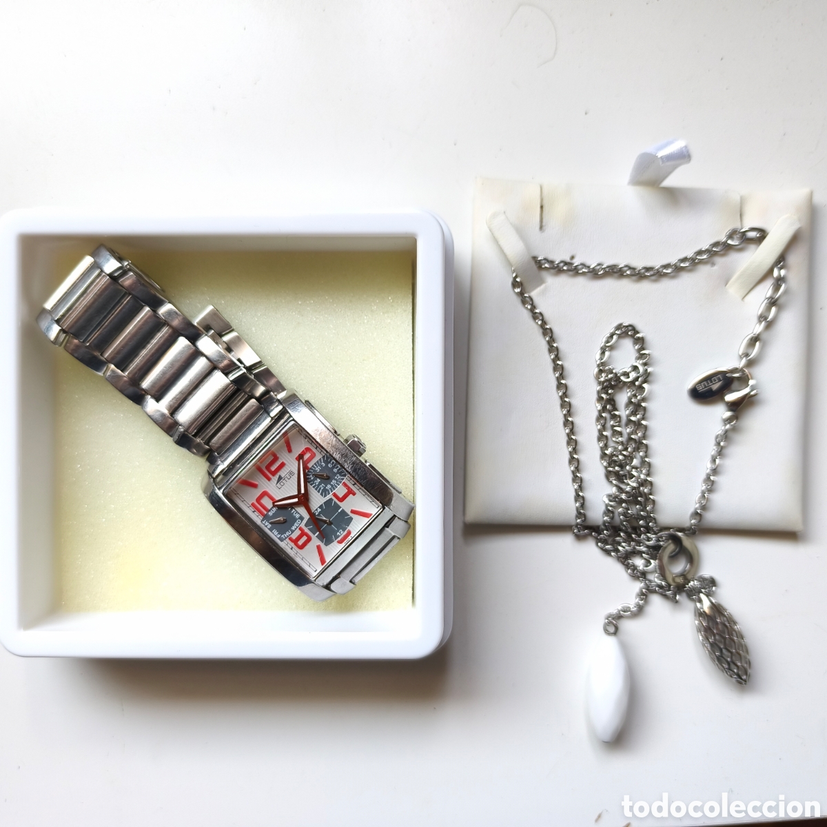 Relojes - Lotus: Reloj Lotus en caja y collar, funciona perfectamente, falta en la correa.
