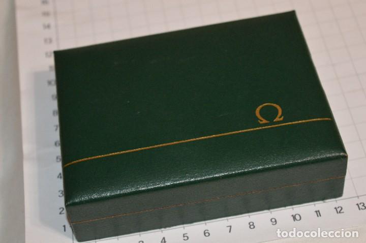 Relojes - Omega: Vintage - Caja / Estuche OMEGA - De madera, forrada en color verde - ¡Preciosa, mira fotos/detalles! - Foto 5 - 309789583