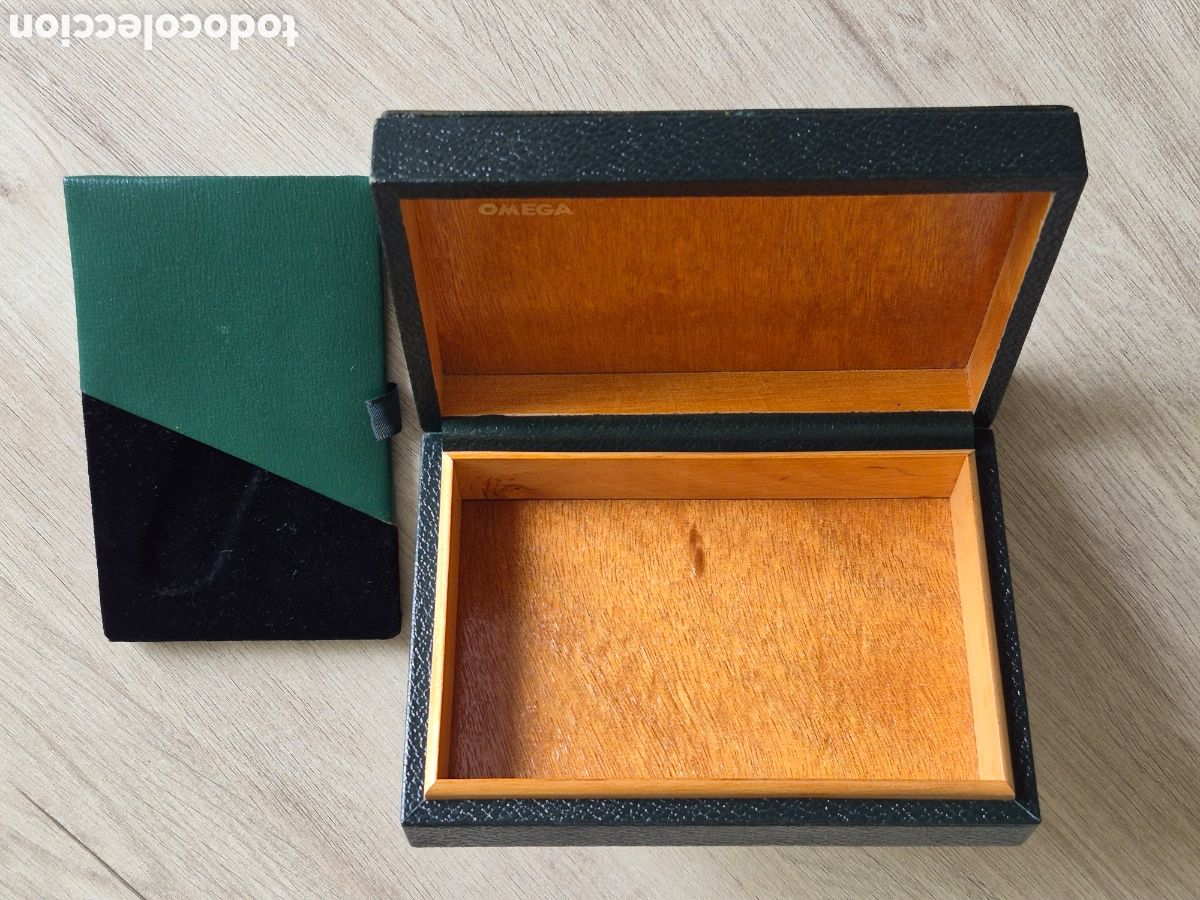 Rel&oacute;gios - Omega: Caja Estuche Verde para Reloj OMEGA - LOEWE - Louis Brandt - 15,5 x 10,6 x 4,3 cm. - Antigua