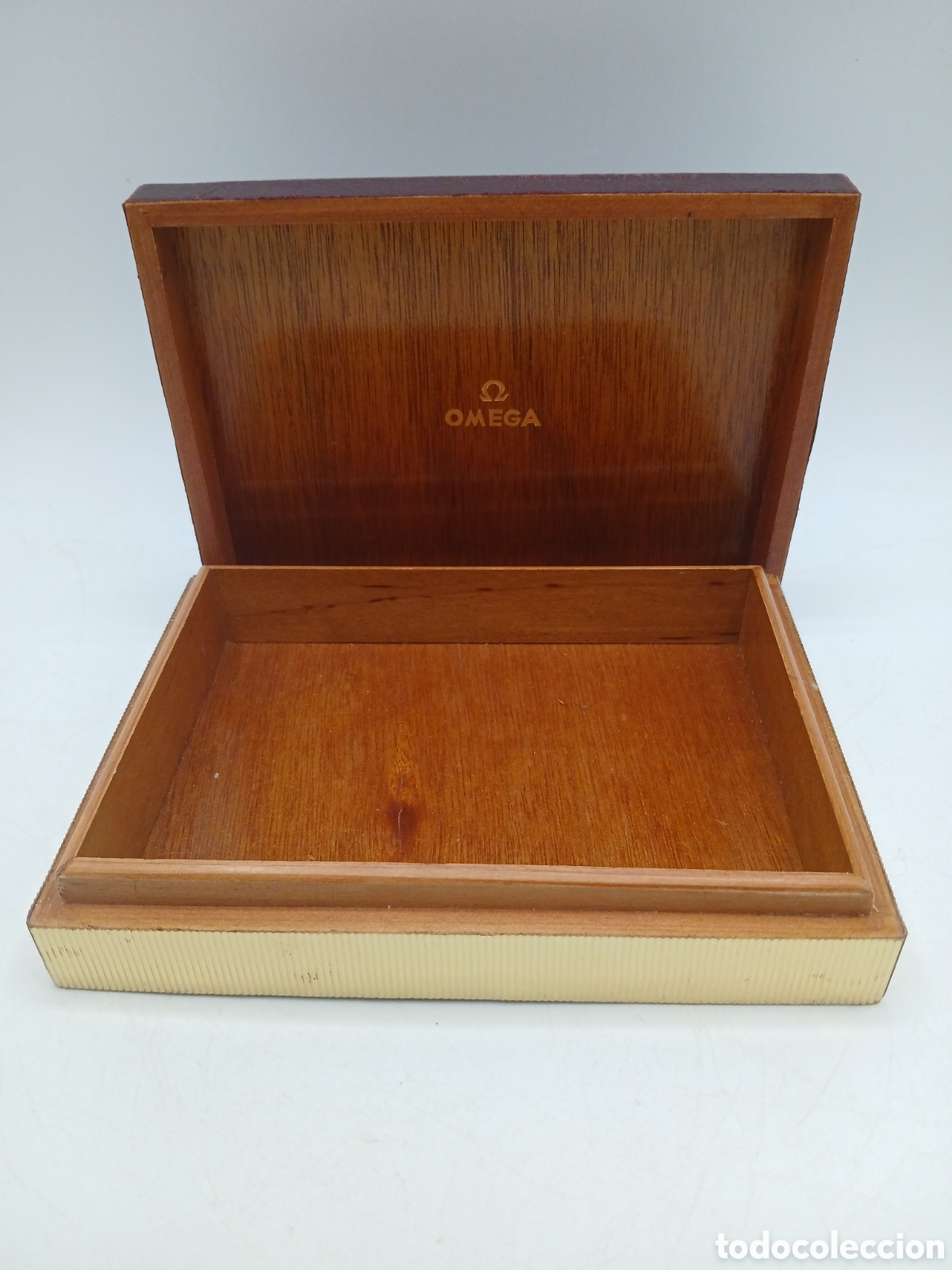 Relojes - Omega: Omega. Antigua caja reloj banda dorada. Bienne-Suisse