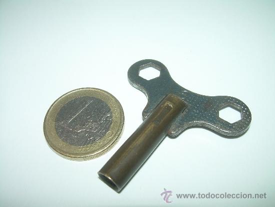 Recambios de relojes: ANTIGUA LLAVE PARA RELOJ. - Foto 3