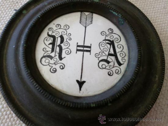 Recambios de relojes: Antiguo p&eacute;ndulo de reloj fechado en 1923 - Foto 3