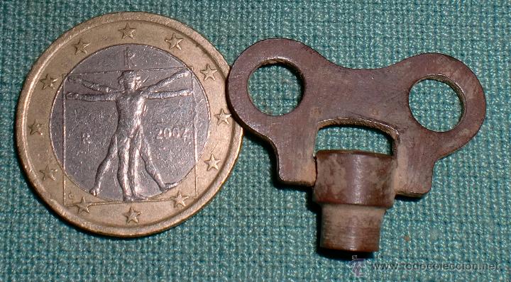 Pi&egrave;ces de rechange de montres et horloges: llave de despertador antiguo a&ntilde;os 30