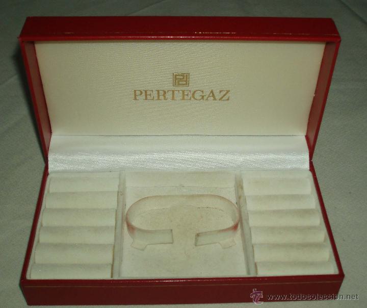 Recambios de relojes: caja joyero en piel reloj pertegaz