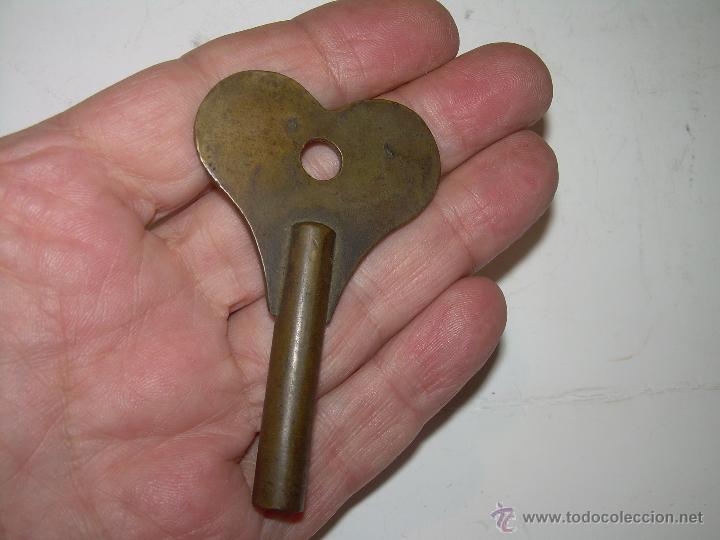 Recambios de relojes: ANTIGUA LLAVE DE BRONCE PARA RELOJ. - Foto 4