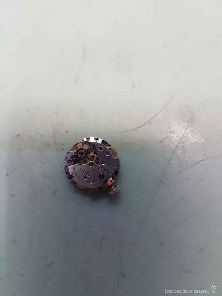 Pi&egrave;ces de rechange de montres et horloges: M&aacute;quina de cuerda de se&ntilde;ora Zenith 1520 con esfera y punteros originales funcionando