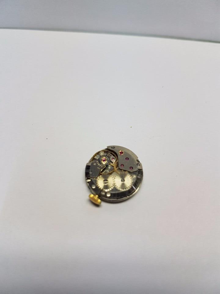 Spare Parts for Watches: M&aacute;quina reloj de se&ntilde;ora con esfera nueva original y punteros originales calibre Eta 2512