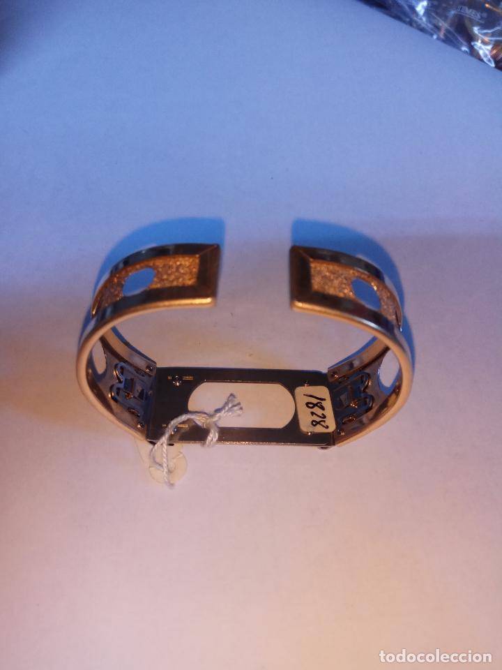 Recambios de relojes: PULSERA R&Iacute;GIDA PARA RELOJ REGULABLE.