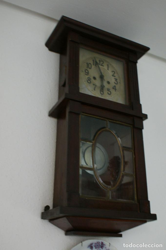 Recambios de relojes: Reloj de pared con p&eacute;ndulo - Foto 1
