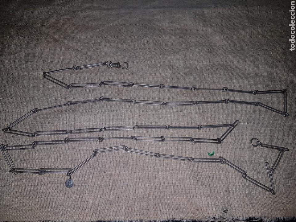 Ersatzteile f&uuml;r Uhren: Antigua gran cadena plateada con medalla del Pilar para reloj