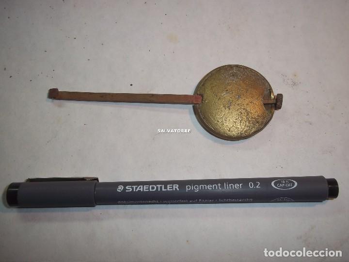 Recambios de relojes: PENDULO DE RELOJ .  11 CENTIMETROS. 58 GRAMOS - Foto 2