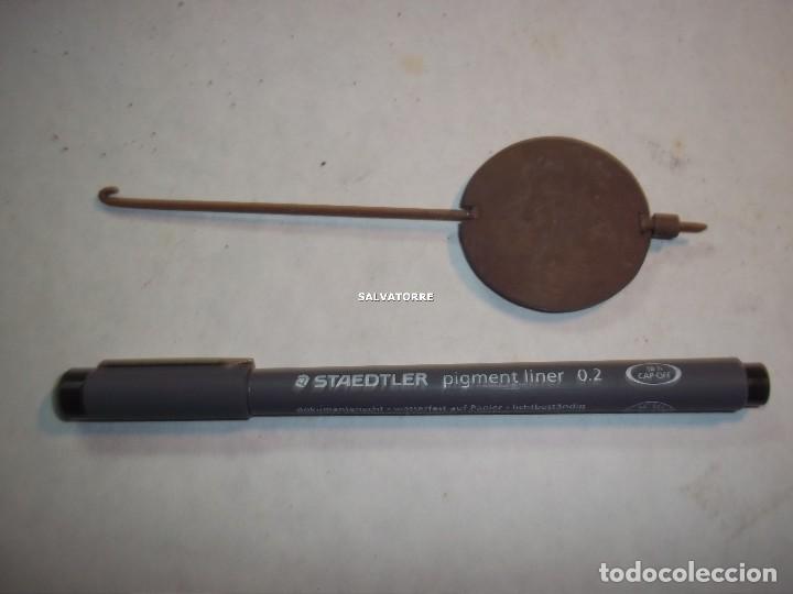 Recambios de relojes: PENDULO DE RELOJ .  13 CENTIMETROS. 59 GRAMOS - Foto 2