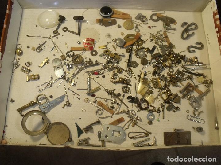 Ersatzteile f&uuml;r Uhren: RESTOS DE RELOJERIA- MUCHAS PIEZAS-N&ordm;3-LOTE 75
